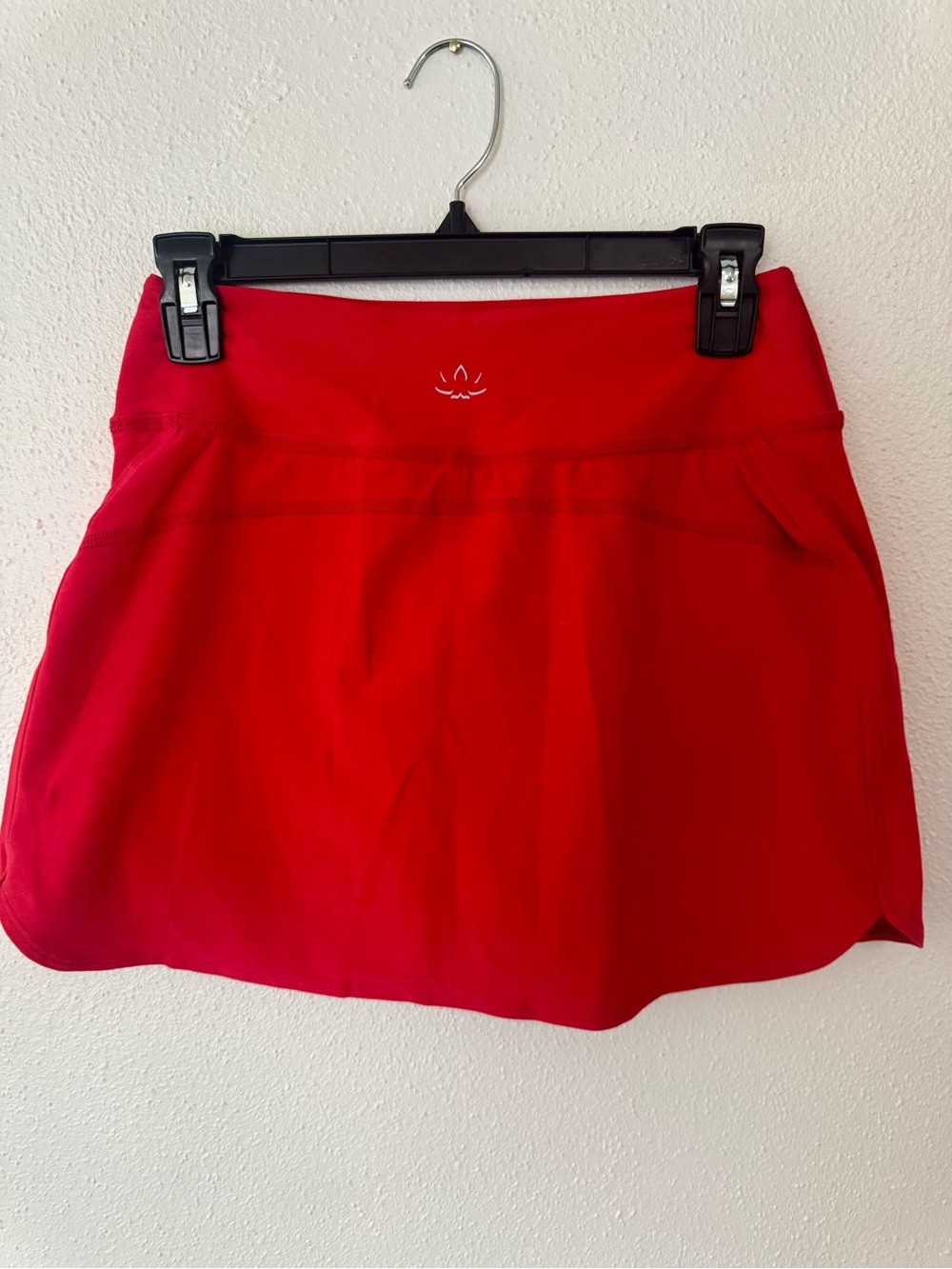 Beyond Yoga - Red Athletic Skirt - Women's Active Skort